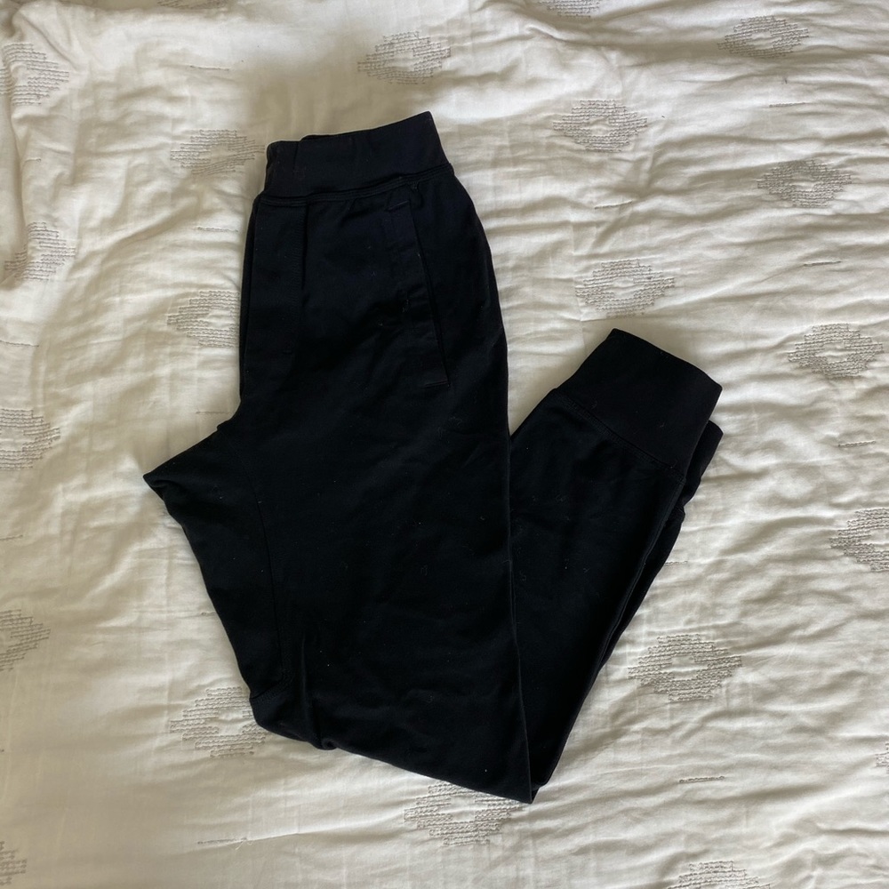 Lululemon Men’s Intent Joggers
